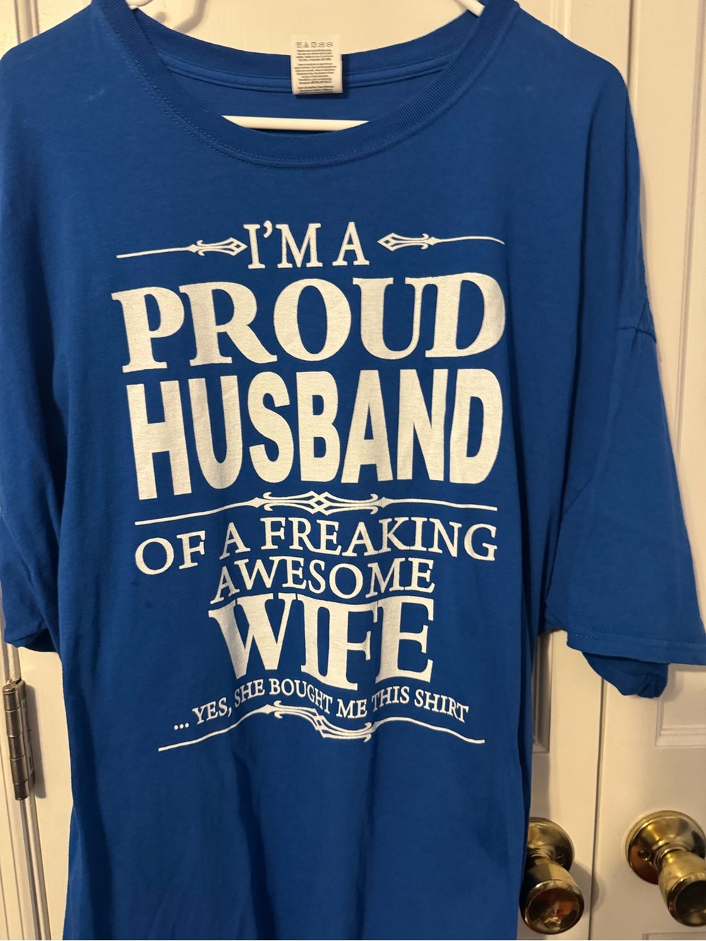 Blue Short-Sleeve Graphic Tee - Proud Husband - Funny. Never Worn